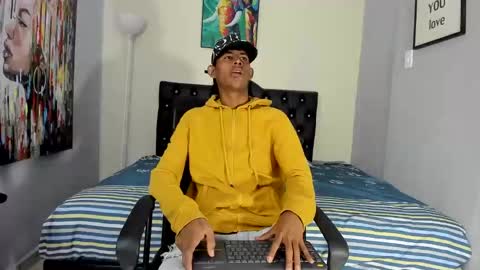 Snapshot of black_boy_22cm chatting on February 2025 02:36:02 AM boy online show from February 2025 02:36:02 AM