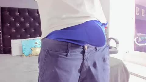 Snapshot of black_boy_22cm chatting on February 2025 02:48:02 AM boy online show from February 2025 02:48:02 AM