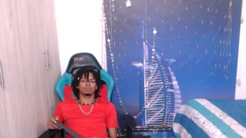 Black online show from December 2024 05:48:01 PM