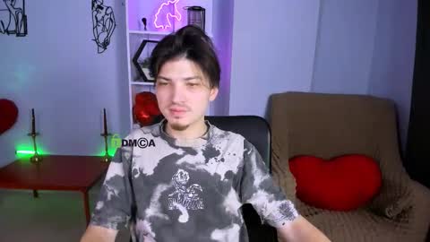 black_jacob12 online show from December 2025 06:51:01 AM