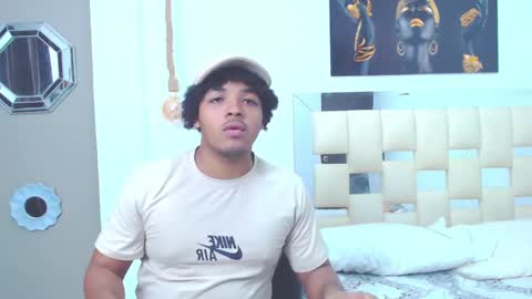 black_king_241 online show from March 2025 02:50:01 AM