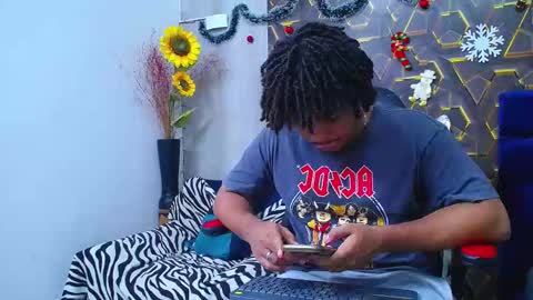 black_king_241 online show from December 2025 12:37:02 AM