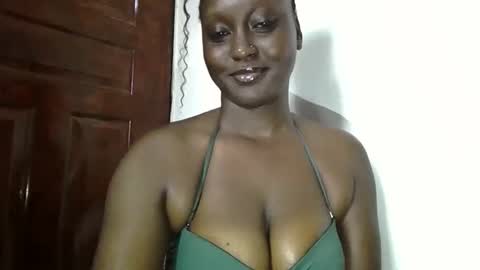 Snapshot of black_paanther chatting on October 2025 09:31:01 AM black_paanther online show from October 2025 09:31:01 AM