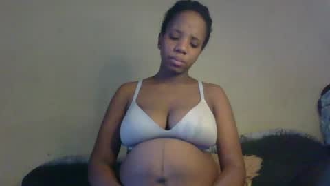 Snapshot of black_queen0111254 chatting on April 2026 11:27:01 AM Blackqueen online show from April 2026 11:27:01 AM