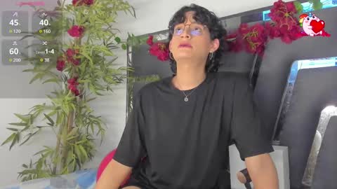 B L A C K  R O S E  online show from February 2025 02:38:01 PM