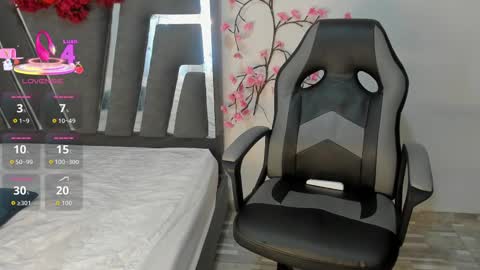 B L A C K  R O S E  online show from September 2025 11:56:02 AM