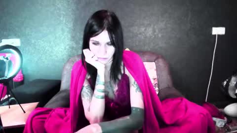 Kristin online show from January 2025 01:56:01 PM