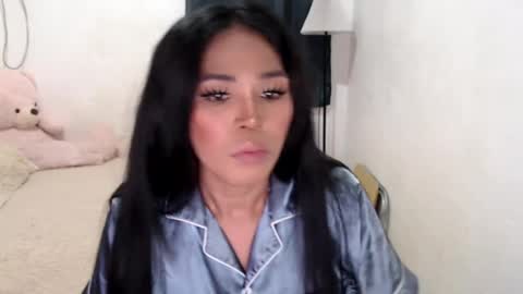 Snapshot of blackbarbiesavanna_23 chatting on July 2026 01:47:01 PM savanna online show from July 2026 01:47:01 PM