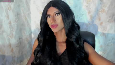 Nina online show from January 2025 10:28:01 PM