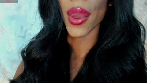 Nina online show from February 2025 04:00:02 PM