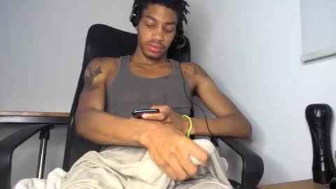 Snapshot of blackbulltitus chatting on May 2026 01:36:02 AM BlackBullTitus online show from May 2026 01:36:02 AM