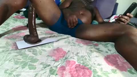 blackdaddy_09 online show from March 2026 02:05:02 AM