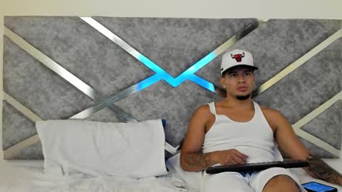 Snapshot of blackdreams1__ chatting on January 2025 11:30:01 PM Black Dreams online show from January 2025 11:30:01 PM