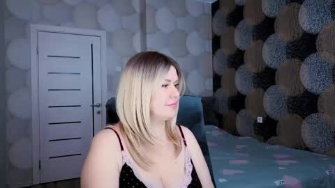 blackeyes11 online show from February 2025 02:48:02 AM