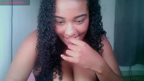 Snapshot of blackitybae chatting on July 2026 01:18:02 PM Shophie White online show from July 2026 01:18:02 PM