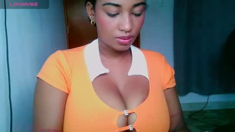 Snapshot of blackitybae chatting on July 2026 12:40:01 PM Shophie White online show from July 2026 12:40:01 PM