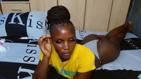 Smiley sylivia online show from February 2025 04:46:02 PM