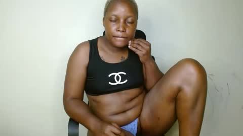 Snapshot of blackpal_ chatting on December 2024 02:04:02 AM salome online show from December 2024 02:04:02 AM