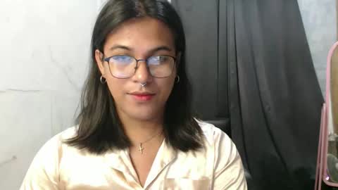 Ellez online show from October 2025 09:00:02 PM