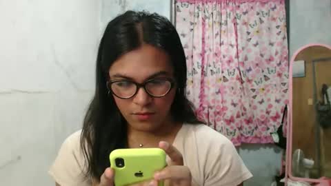 Ellez online show from February 2026 08:05:01 PM