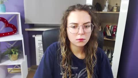 Z O E Y online show from January 2025 05:19:02 AM