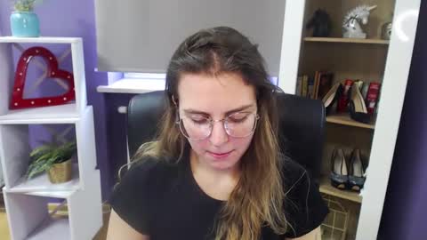 Z O E Y online show from February 2025 10:07:01 AM