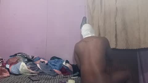 blacksav1 online show from February 2025 12:20:01 PM