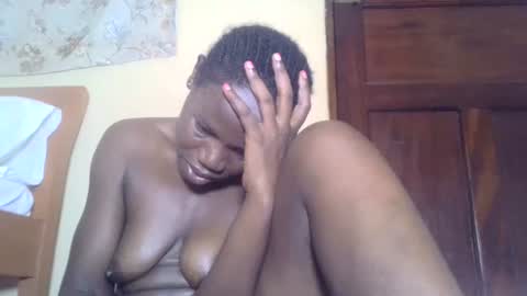 Snapshot of blacksexygal chatting on February 2025 12:52:02 PM SARAH online show from February 2025 12:52:02 PM