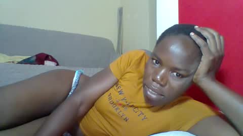 Snapshot of blacksexygal chatting on May 2026 10:04:02 PM SARAH online show from May 2026 10:04:02 PM