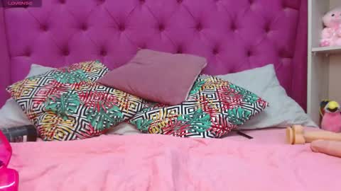 blaiir_moon online show from November 2025 07:03:01 PM