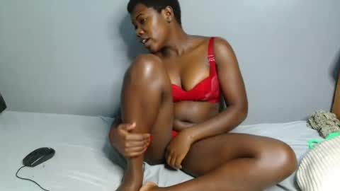 Snapshot of blair_sue chatting on June 2026 11:52:01 AM love online show from June 2026 11:52:01 AM