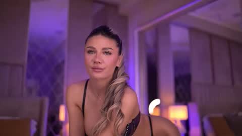 BlairSanders online show from December 2025 07:20:01 PM