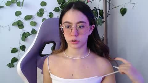   online show from February 2025 01:06:01 PM