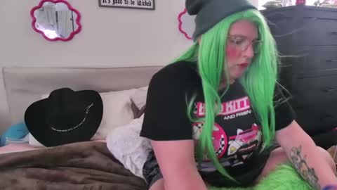 Blakely Morningstar   online show from November 2025 03:45:01 PM