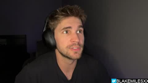 Snapshot of blakemiles2 chatting on June 2026 03:44:01 AM Blake Miles online show from June 2026 03:44:01 AM