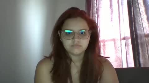 Snapshot of blanquita102530 chatting on September 2025 02:22:02 PM Lary online show from September 2025 02:22:02 PM