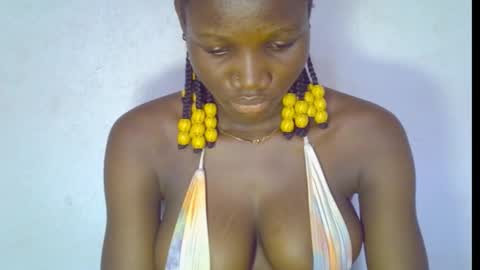 nikky00 online show from February 2026 10:18:02 AM