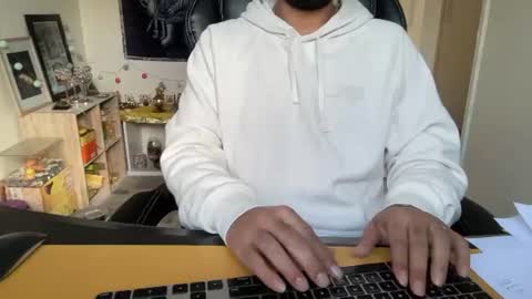 bleakshado online show from June 2026 01:28:02 AM