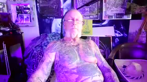 Snapshot of blindsurfer780299 chatting on July 2026 08:39:02 AM blindsurfer780299 online show from July 2026 08:39:02 AM