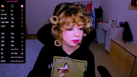 Nicole online show from February 2026 06:40:02 AM