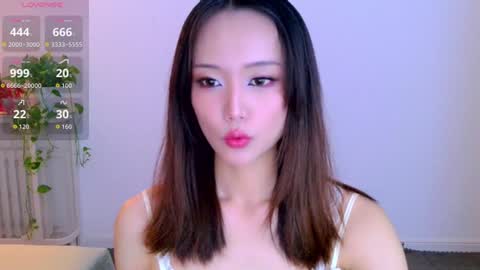 Snapshot of blon_kater chatting on June 2026 07:42:02 AM YoYo online show from June 2026 07:42:02 AM