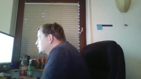 blonde32m online show from December 2024 02:33:02 PM