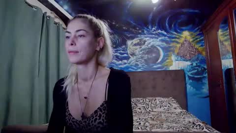 blonde4pasion online show from October 2025 04:43:01 AM