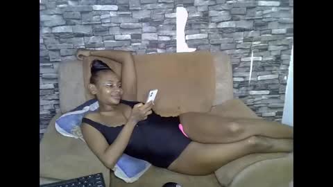 Snapshot of blonde_creamy chatting on May 2026 05:32:02 PM blonde_creamy online show from May 2026 05:32:02 PM