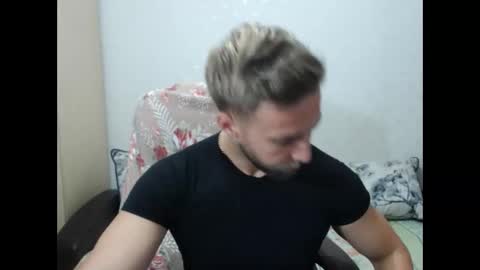 Mr Blond online show from October 2025 07:04:02 PM