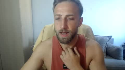 Snapshot of blondeagle chatting on August 2026 07:33:02 AM Mr Blond online show from August 2026 07:33:02 AM