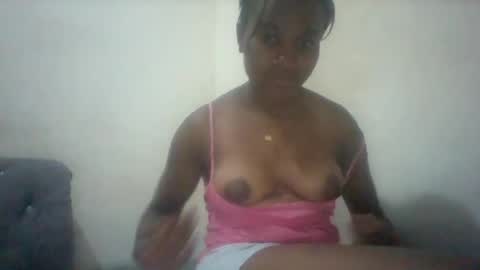 Snapshot of blondebarbiey chatting on February 2025 08:14:02 PM blonde online show from February 2025 08:14:02 PM