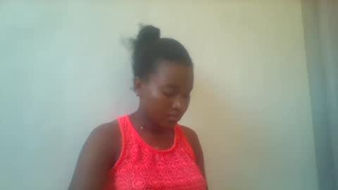 Snapshot of blondebarbiey chatting on February 2025 07:48:01 AM blonde online show from February 2025 07:48:01 AM