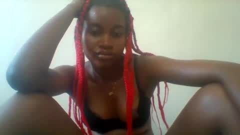 Snapshot of blondebarbiey chatting on February 2025 04:36:02 AM blonde online show from February 2025 04:36:02 AM