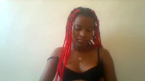 Snapshot of blondebarbiey chatting on February 2025 07:42:02 AM blonde online show from February 2025 07:42:02 AM